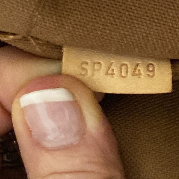 Louis Vuitton Tivoli GM Monogram Canvas Large Satchel Shoulder Bag - Picture 17 of 17